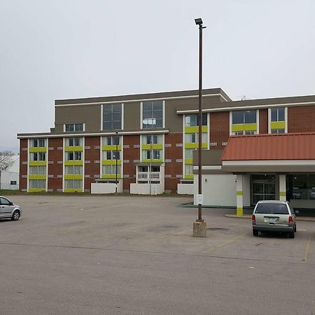 Days Inn & Suites By Wyndham Grand Rapids Near Downtown Wyoming Dış mekan fotoğraf